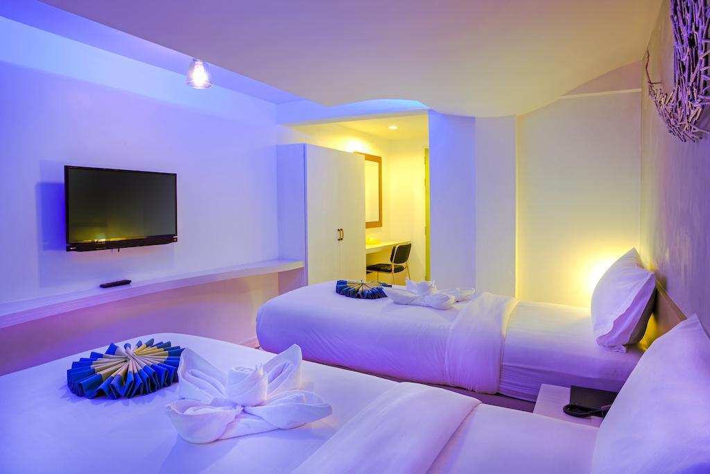 Holidays Home Pattaya Esterno foto